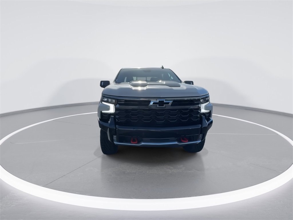 2026 Chevrolet Silverado 1500 ZR2 photo 2