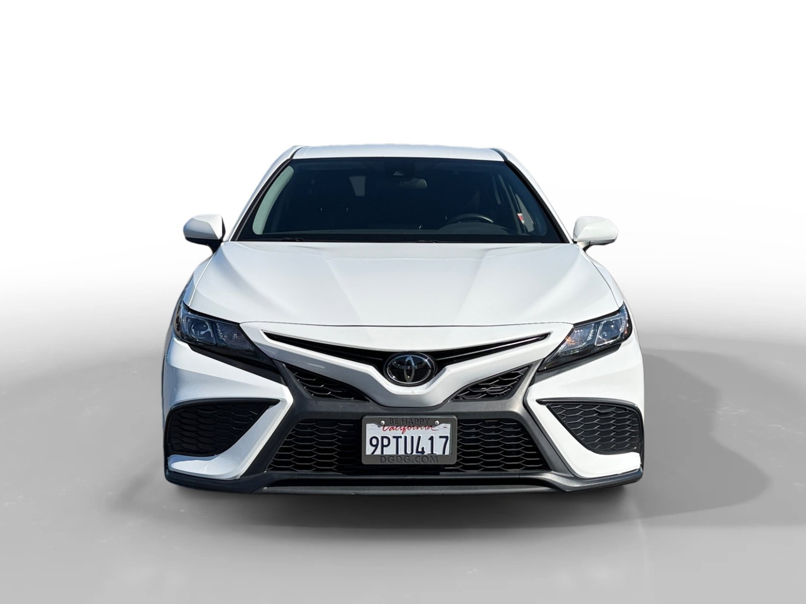2021 Toyota Camry SE photo 8