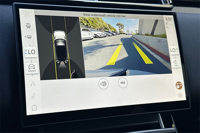 2025 Land Rover Range Rover Velar SE photo 18