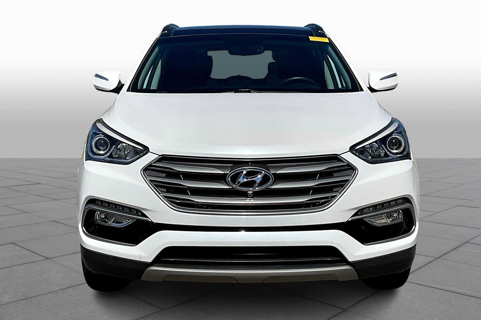 2018 Hyundai Santa Fe Sport 2.0T Ultimate photo 3
