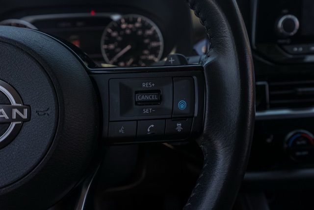 2022 Nissan Pathfinder SV photo 26