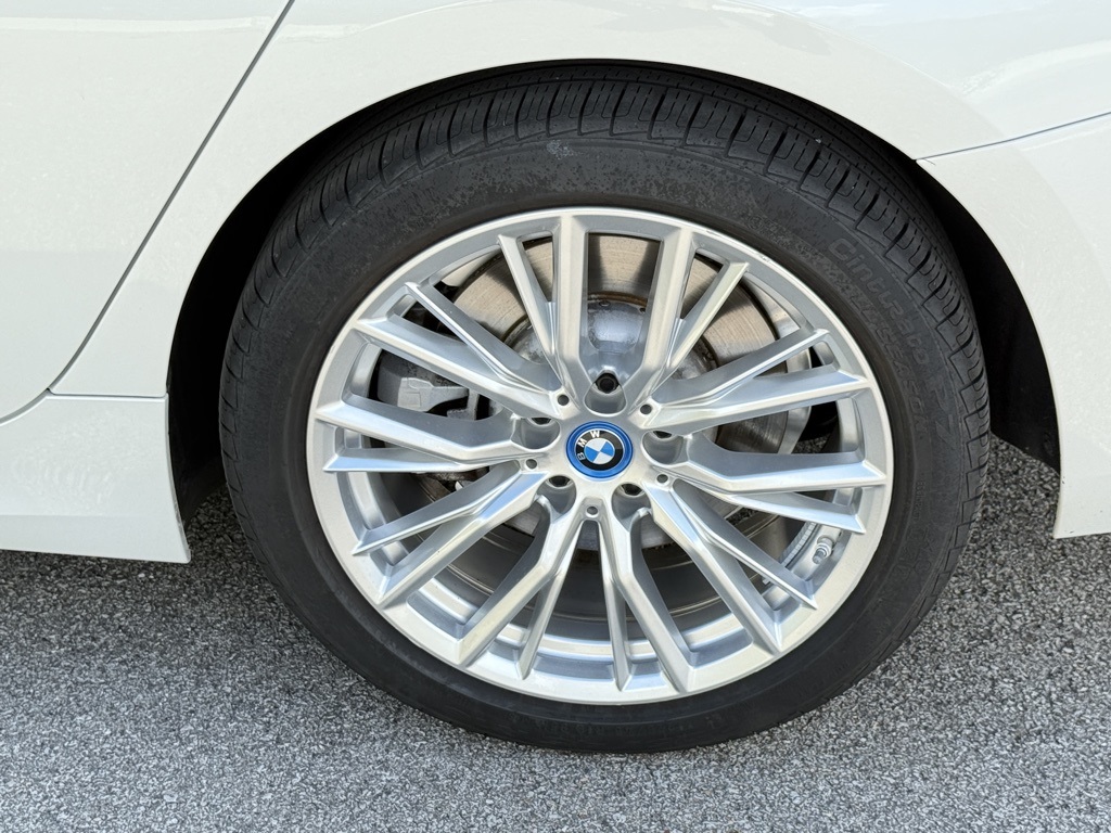 2024 Bmw 330e xDrive photo 7