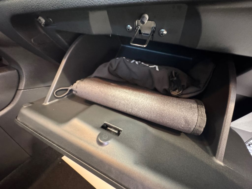 2024 Nissan Versa 1.6 SV photo 23
