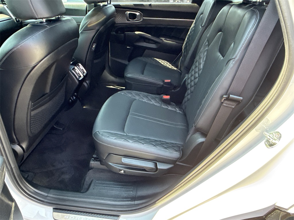 2023 Kia Sorento SX Prestige photo 20