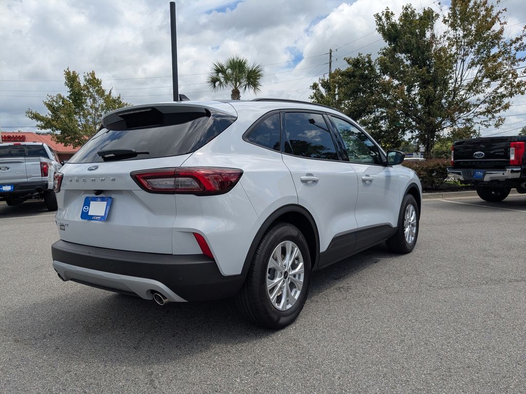 2025 Ford Escape Active photo 3