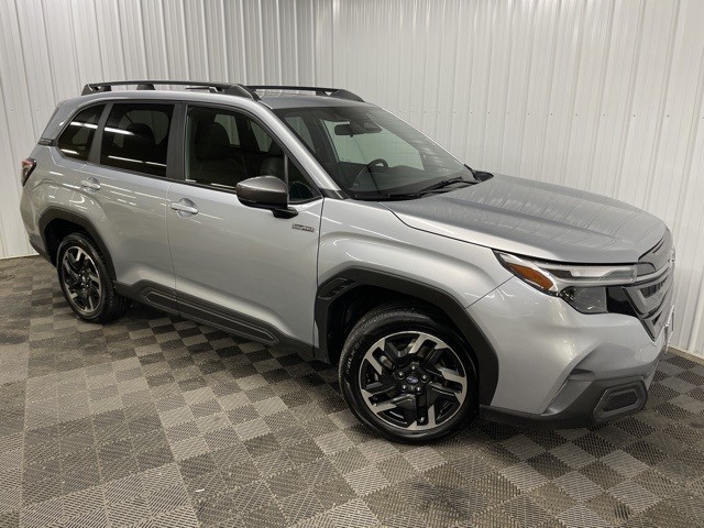 2025 Subaru Forester Limited's photo