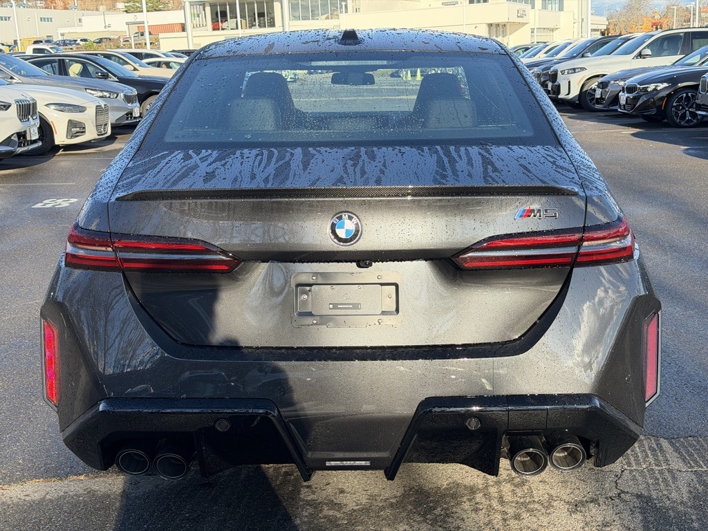 2026 Bmw M5 5 photo 4