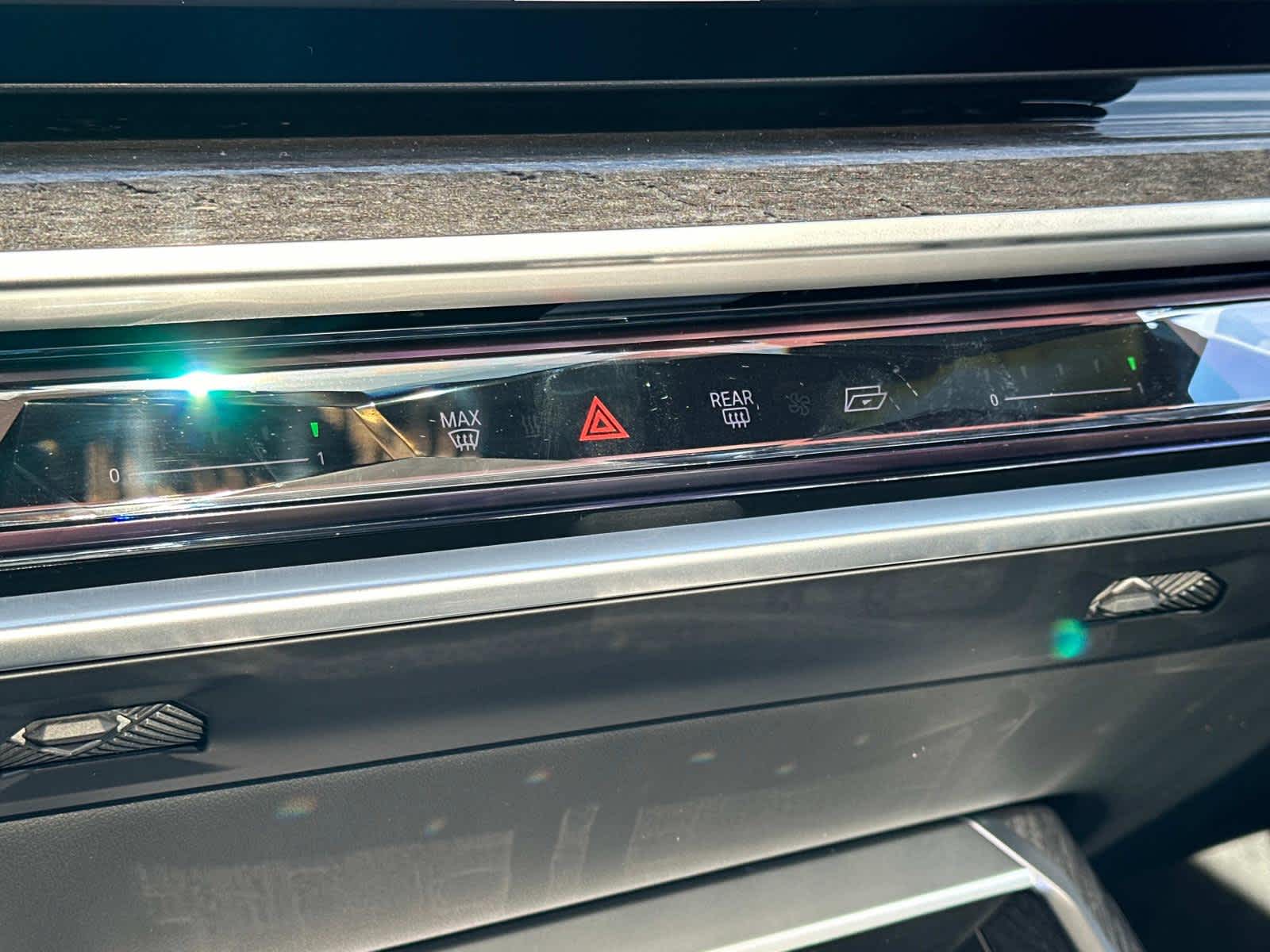 2025 Bmw 750e 750e xDrive photo 5