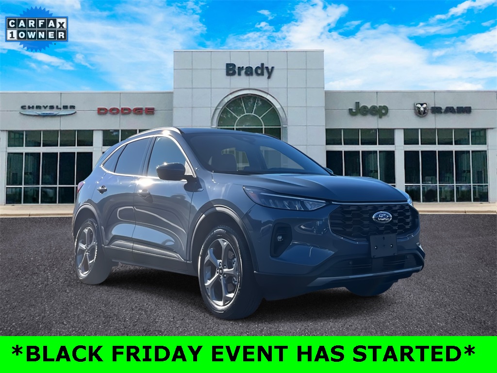 2025 Ford Escape ST-Line Select's photo