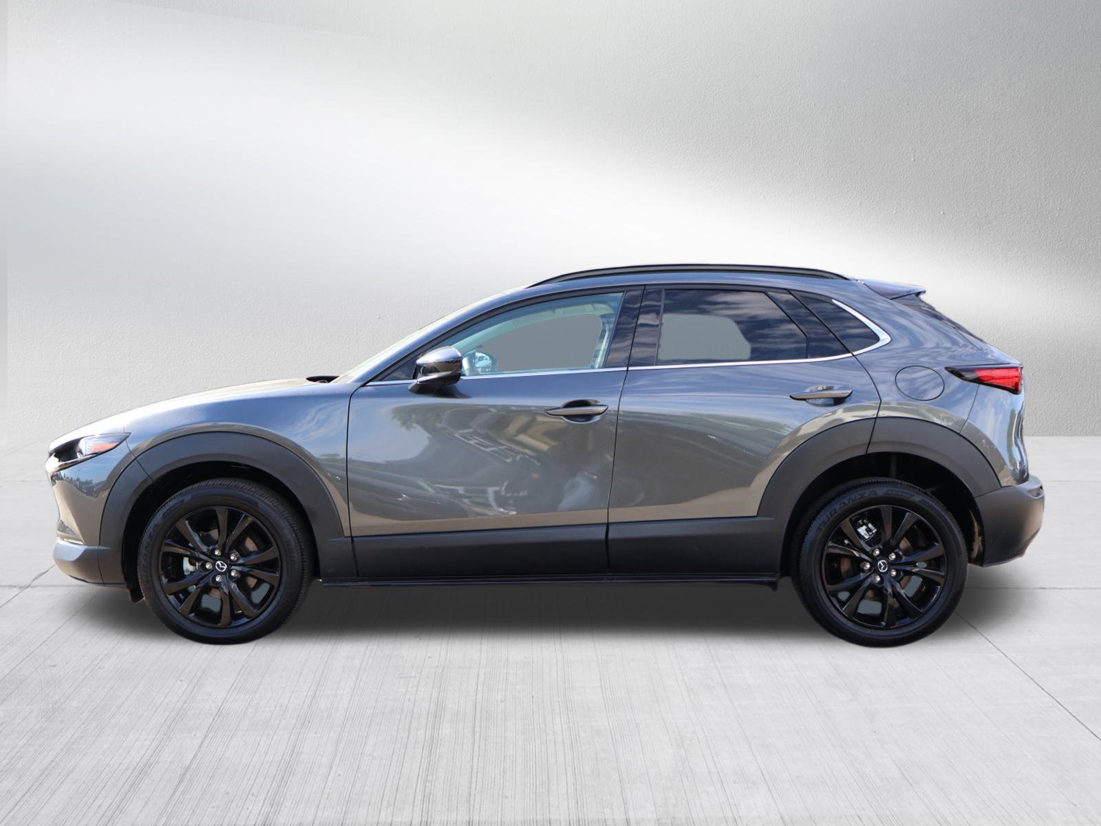 2025 Mazda CX-30 photo 4