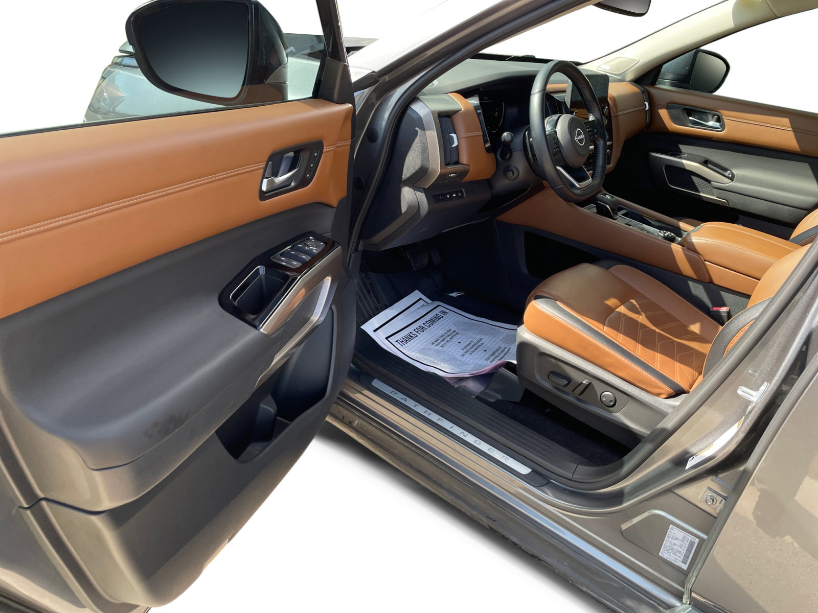 Used 2022 Nissan Pathfinder Platinum with VIN 5N1DR3DJXNC259026 for sale in Kansas City