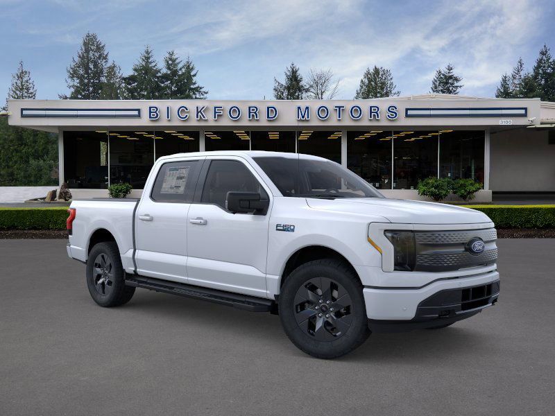 2025 Ford F-150 Lightning XLT photo 7