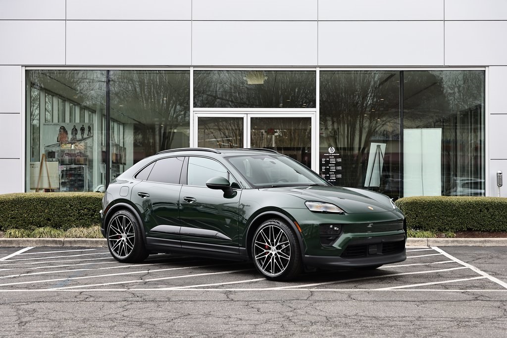 2025 Porsche Macan Electric photo 9