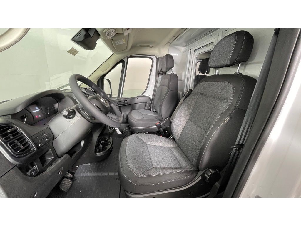 2024 Ram ProMaster 3500 photo 9