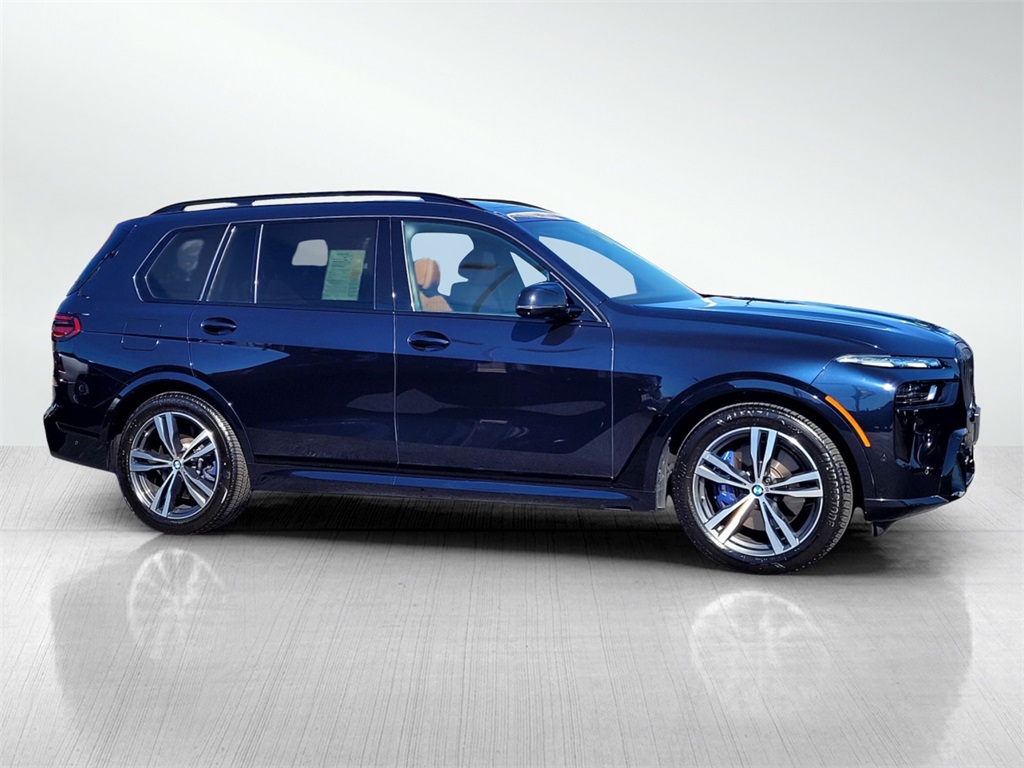 2025 Bmw X7 M60i photo 4