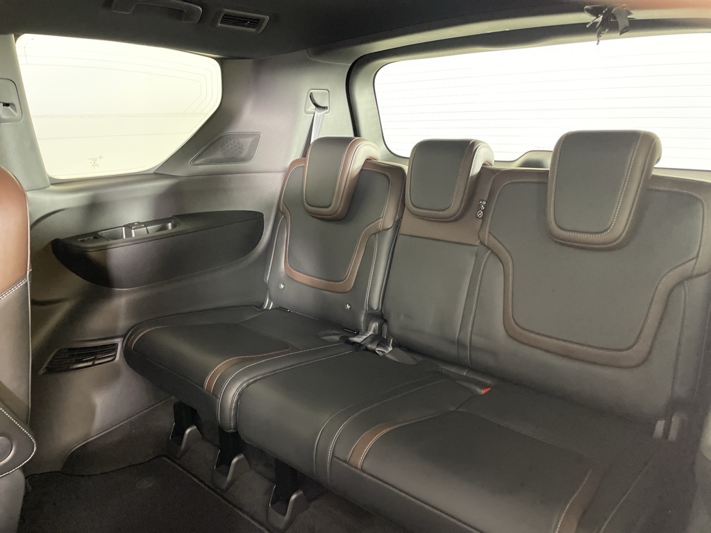 2026 Nissan Armada SL photo 39