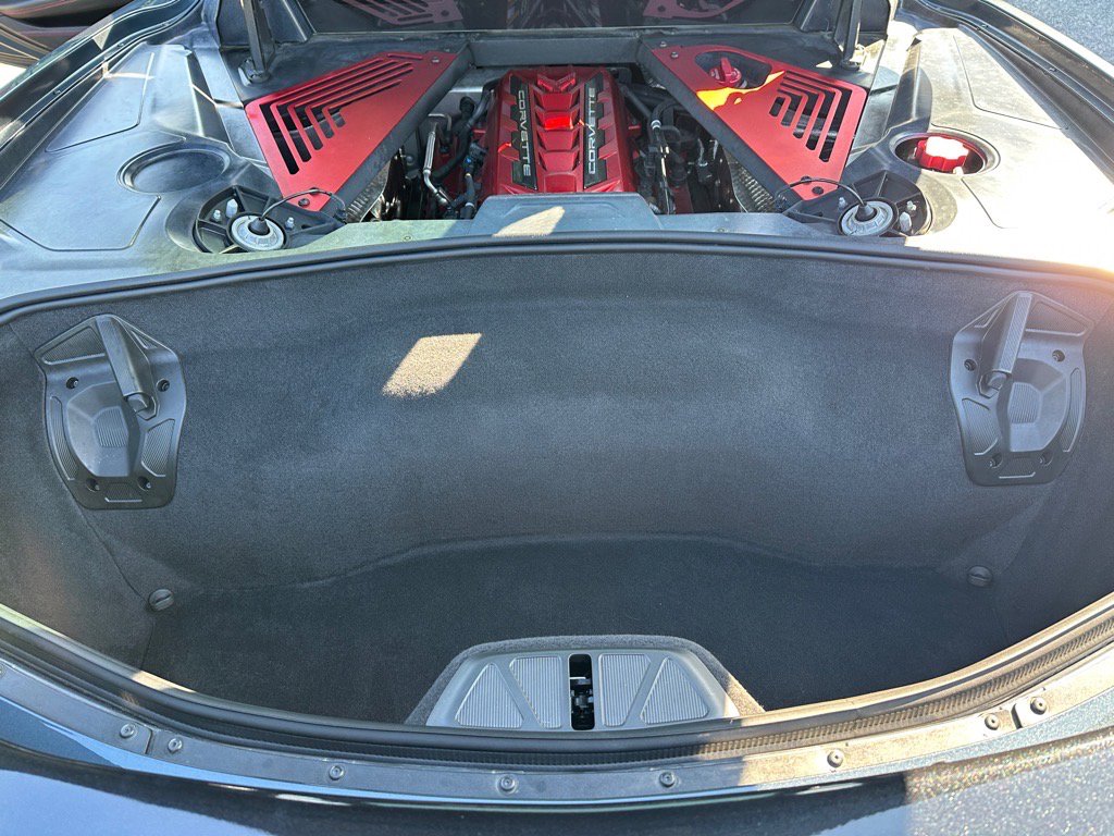 2020 Chevrolet Corvette 3LT photo 28