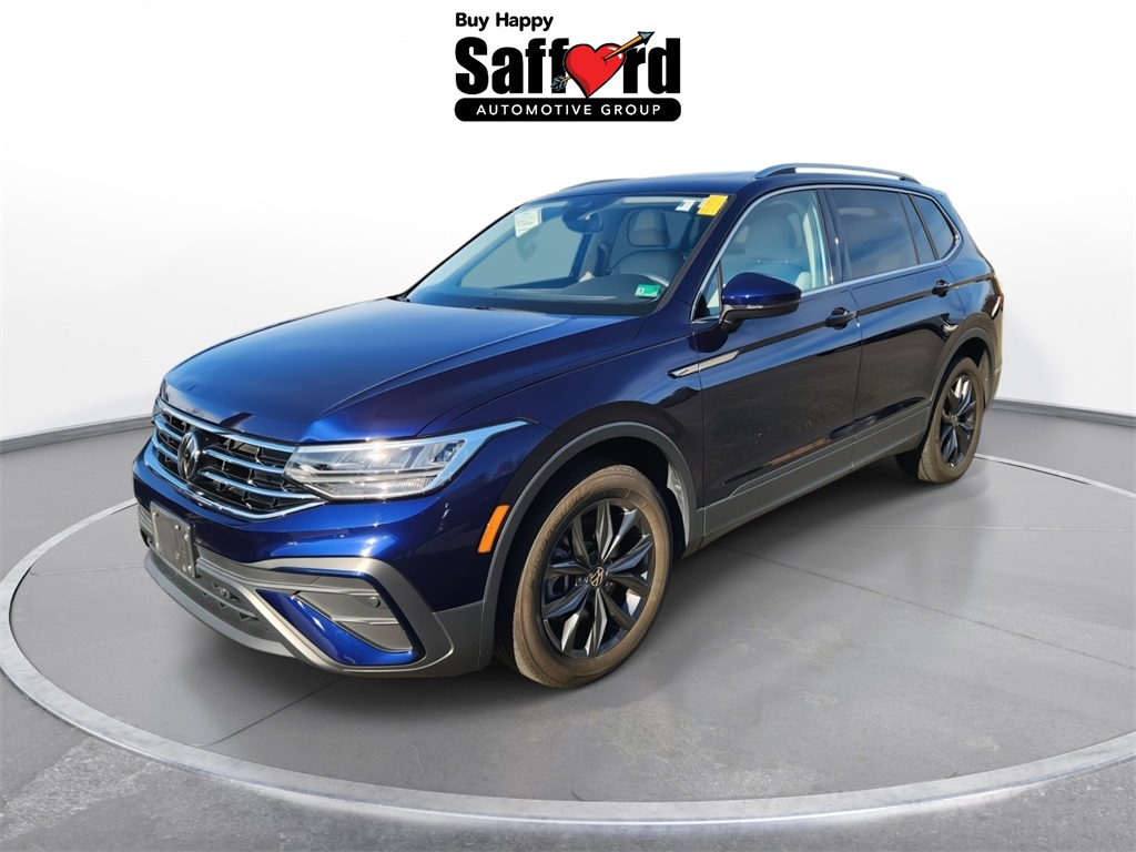 2023 Volkswagen Tiguan SE's photo
