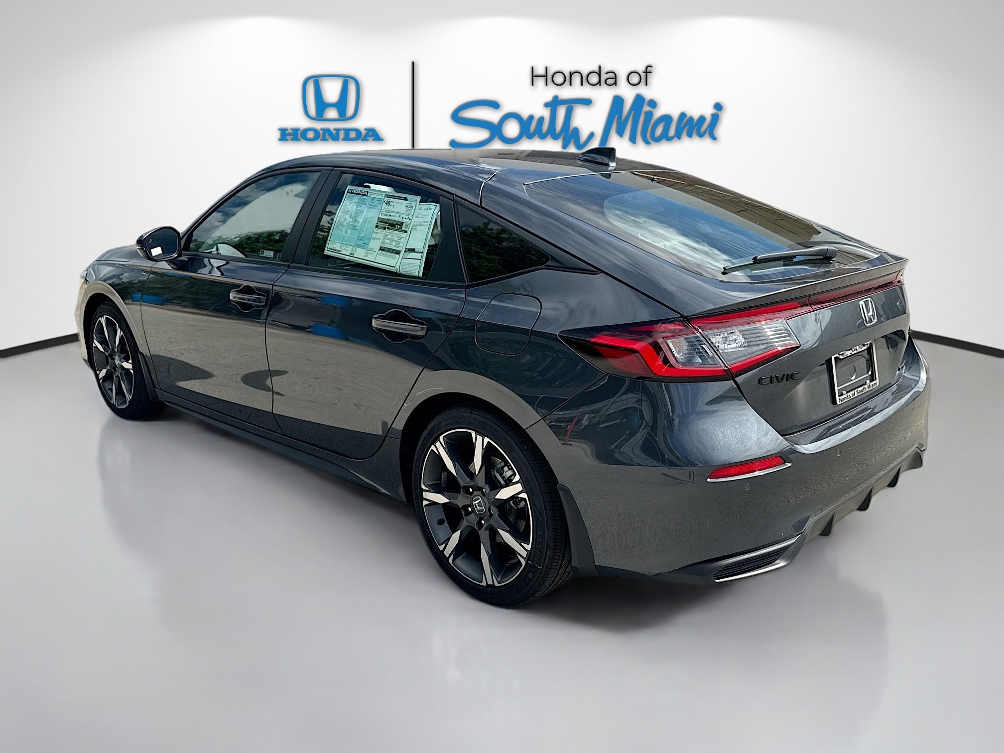 2026 Honda Civic Hatchback Hybrid Sport Touring photo 4