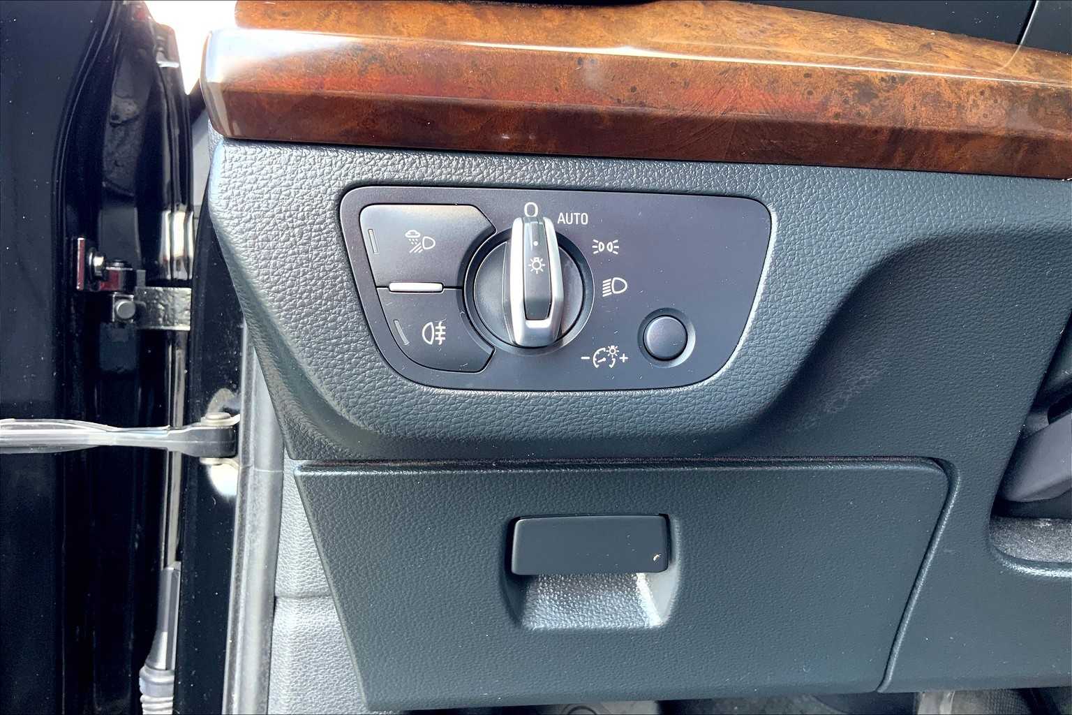 2019 Audi Q5 Premium Plus photo 27