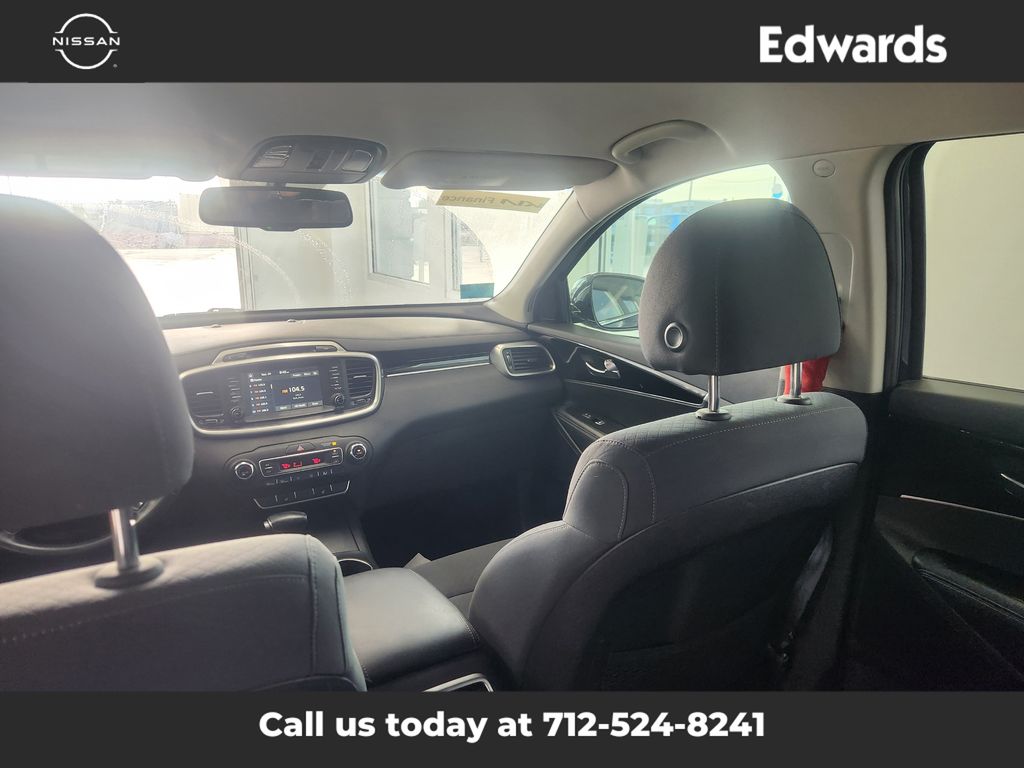 2019 Kia Sorento LX S photo 13