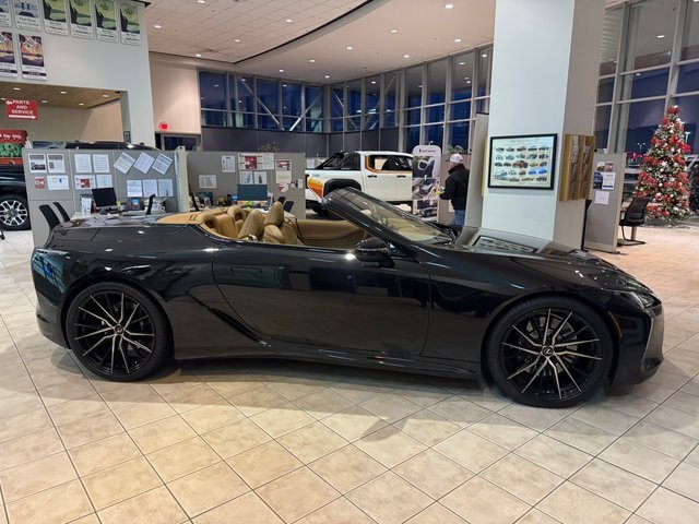 2023 Lexus LC 500's photo