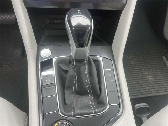 2022 Volkswagen Tiguan SE photo 20