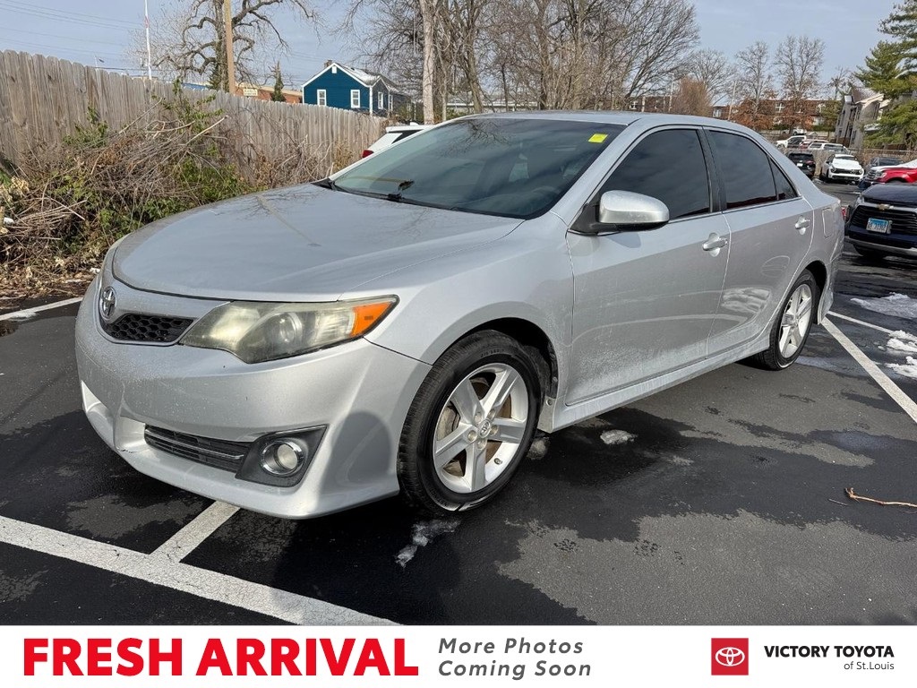 2014 Toyota Camry SE