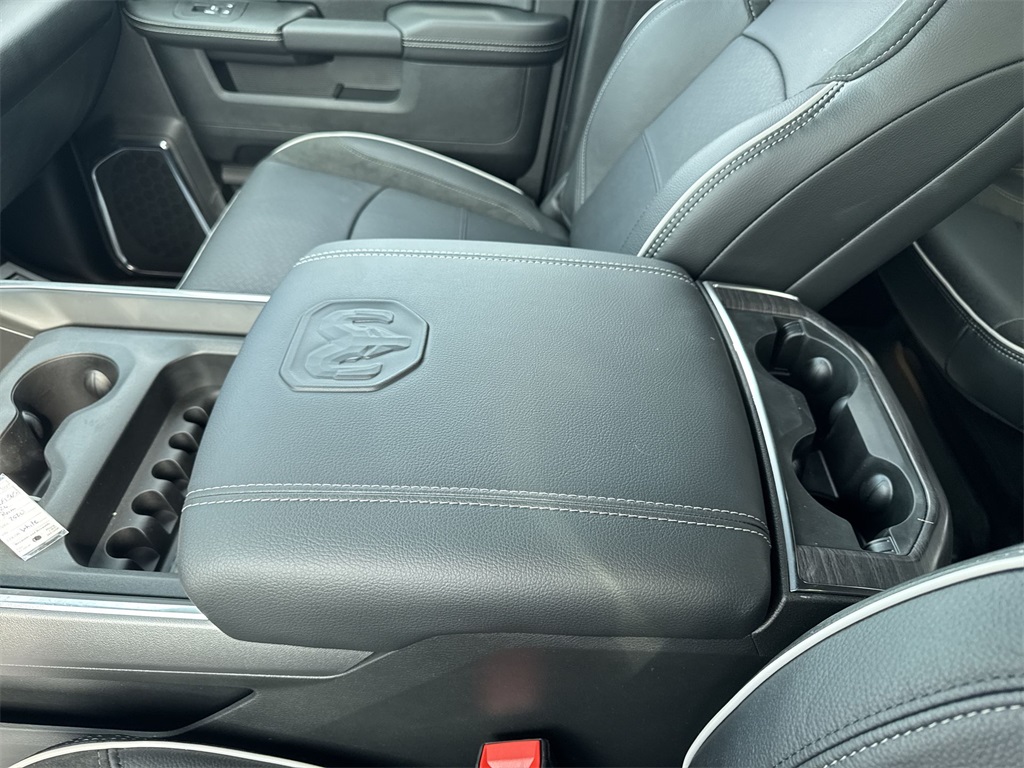 2026 Ram 2500 Laramie photo 27