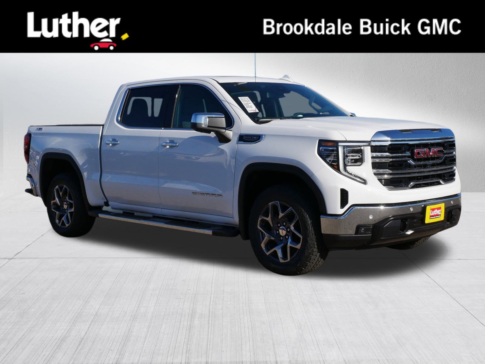 2026 GMC Sierra 1500 SLT's photo