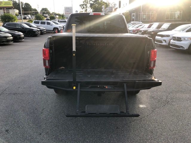 2019 Ford F-150 Platinum photo 13