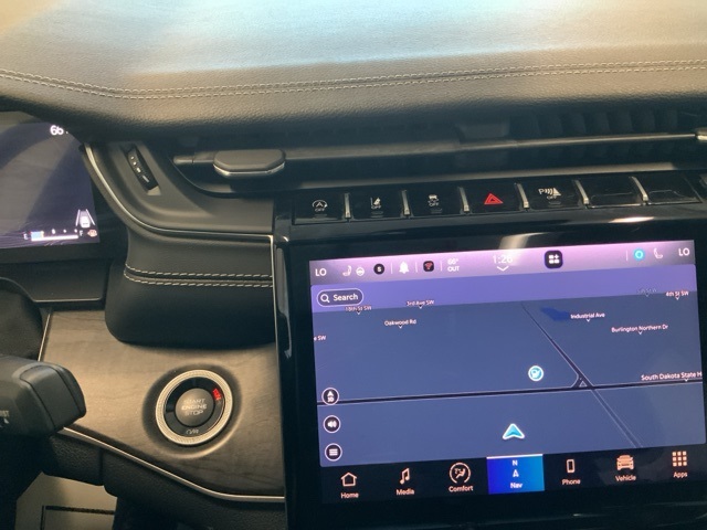 2022 Jeep Grand Cherokee Limited photo 3