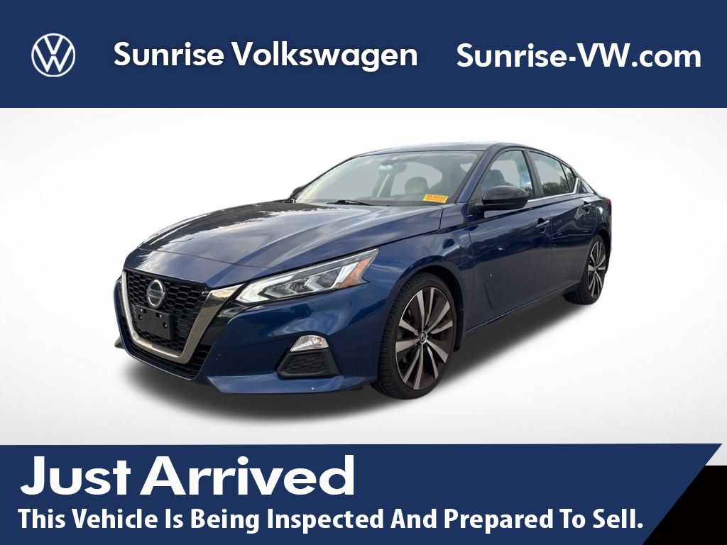 2020 Nissan Altima SR