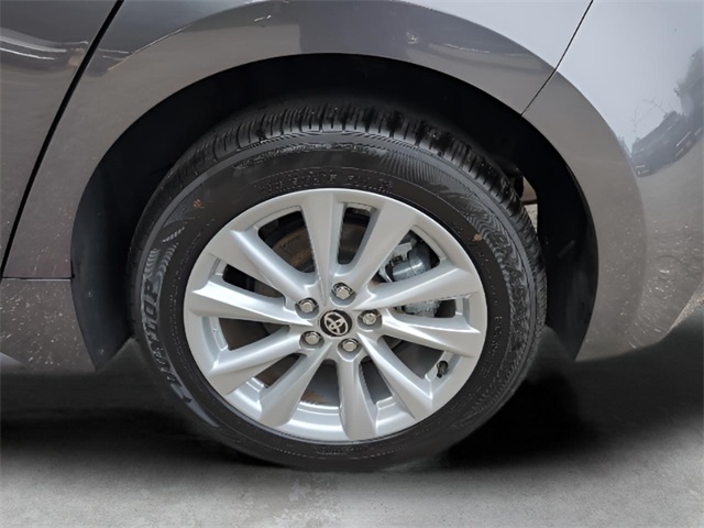 2025 Toyota Corolla SE photo 8