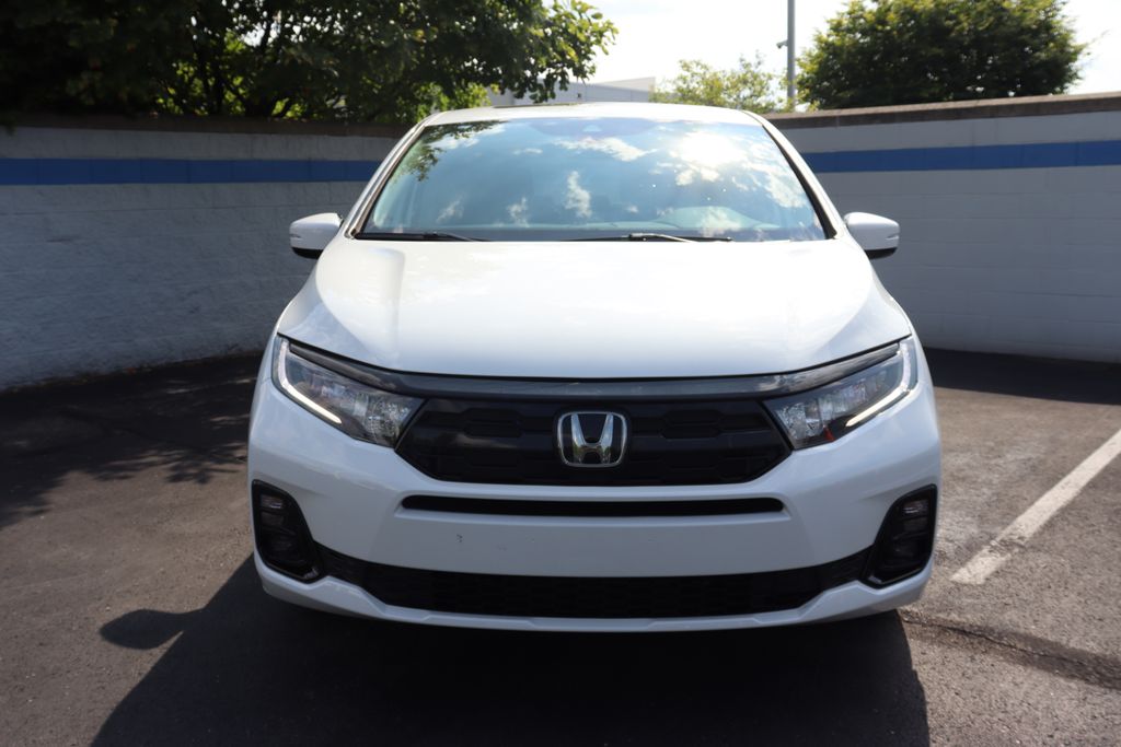 2026 Honda Odyssey Elite photo 8