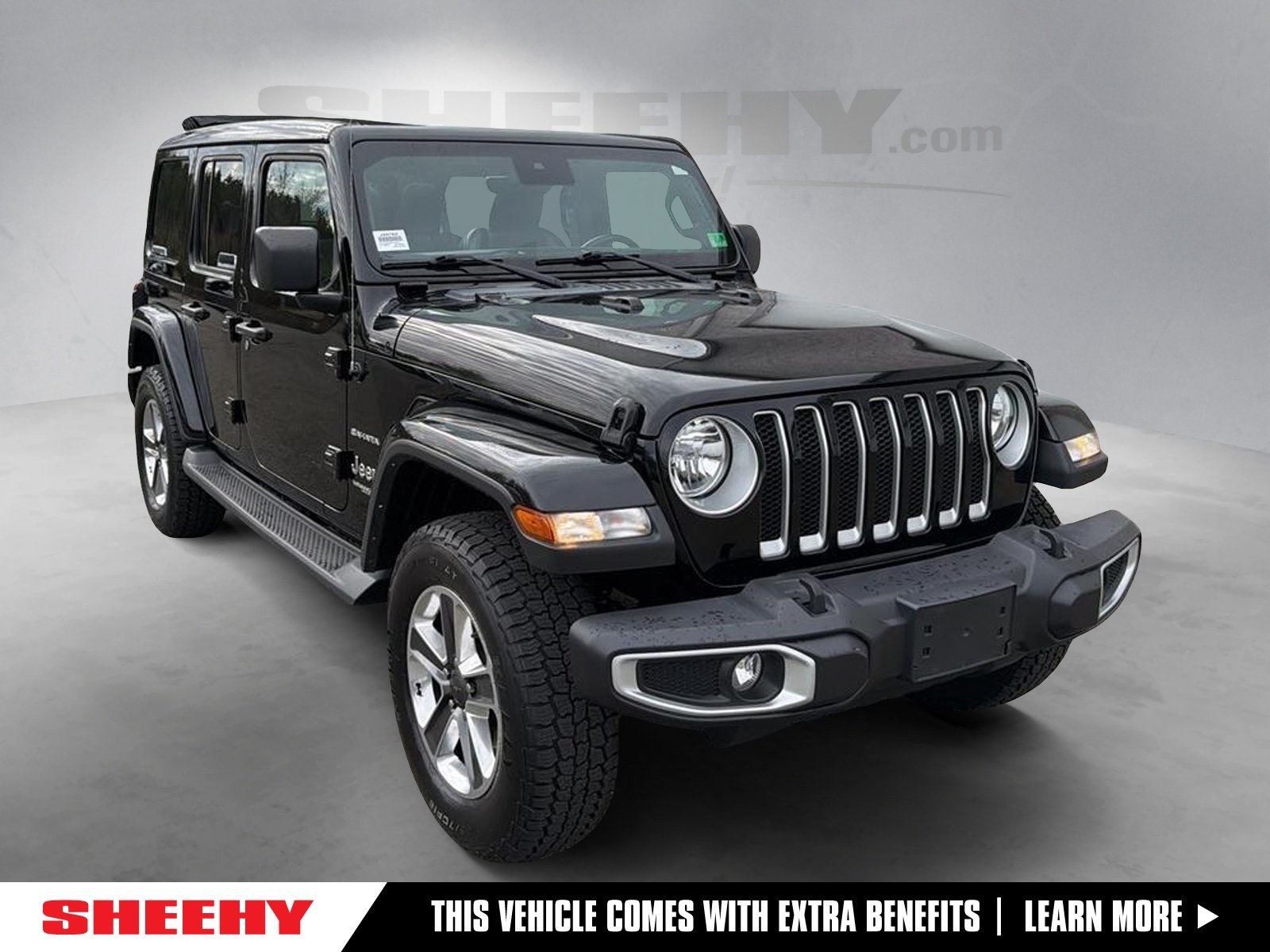 2022 Jeep Wrangler Unlimited Sahara's photo