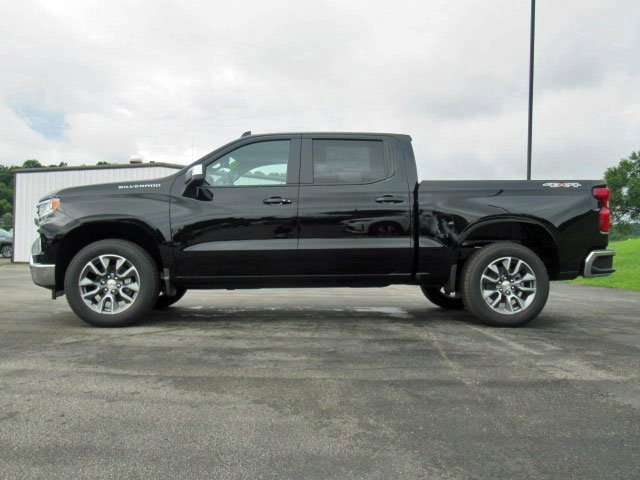 2026 Chevrolet Silverado 1500 LT photo 2