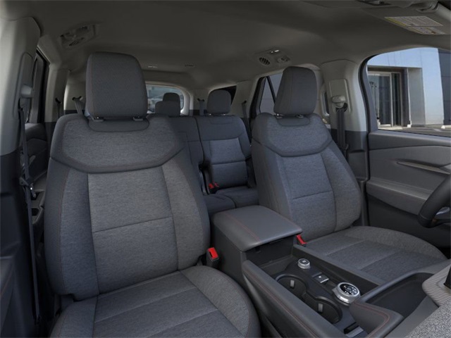 2025 Ford Explorer photo 4