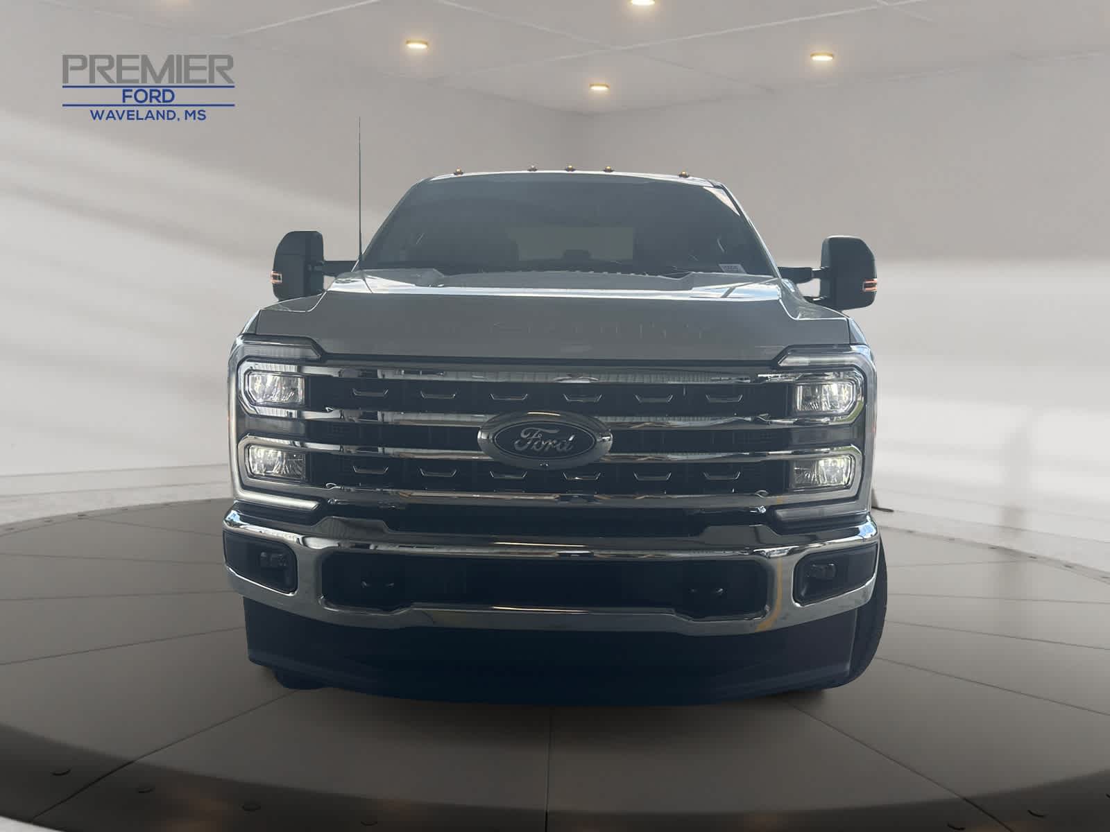 2026 Ford F-250 XLT photo 8