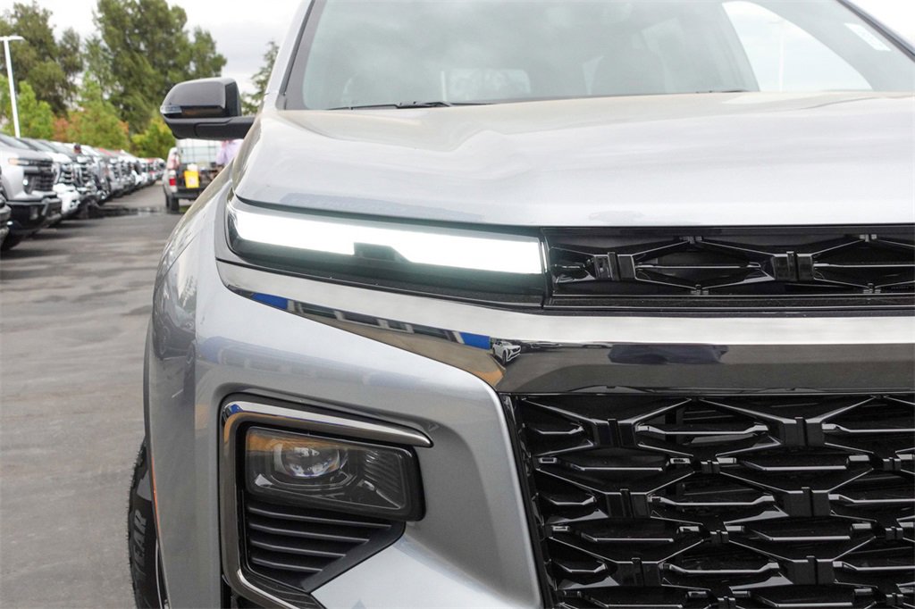 2026 Chevrolet Traverse Z71 photo 4