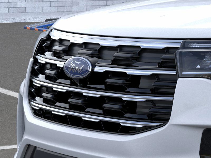 2025 Ford Explorer photo 11