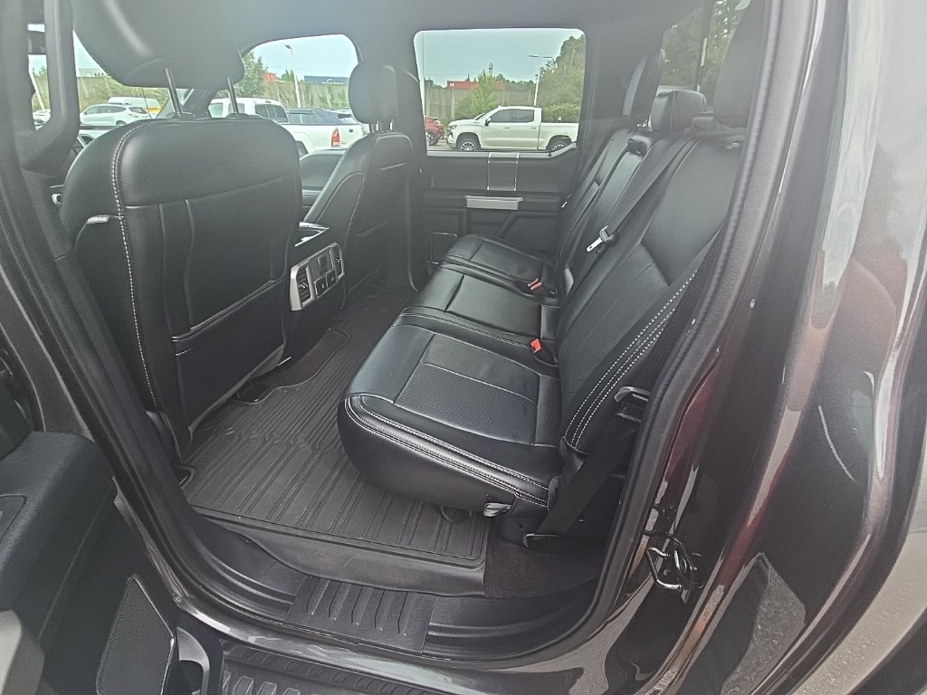 2020 Ford F-150 Lariat photo 10