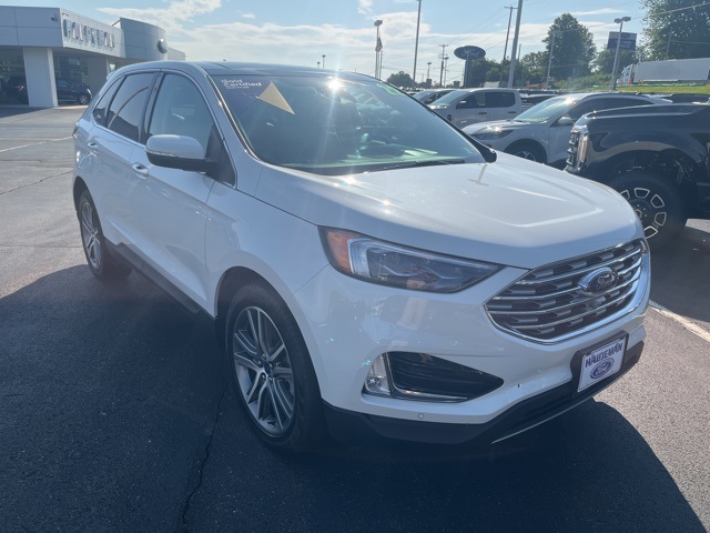 2022 Ford Edge Titanium photo 3