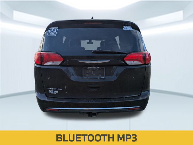 Used 2017 Chrysler Pacifica Touring-L with VIN 2C4RC1BG8HR570618 for sale in Milton, FL