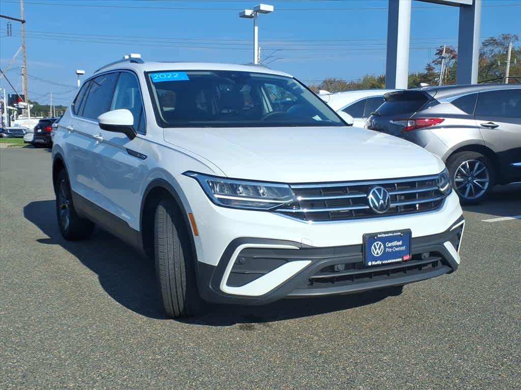 2022 Volkswagen Tiguan SE photo 2