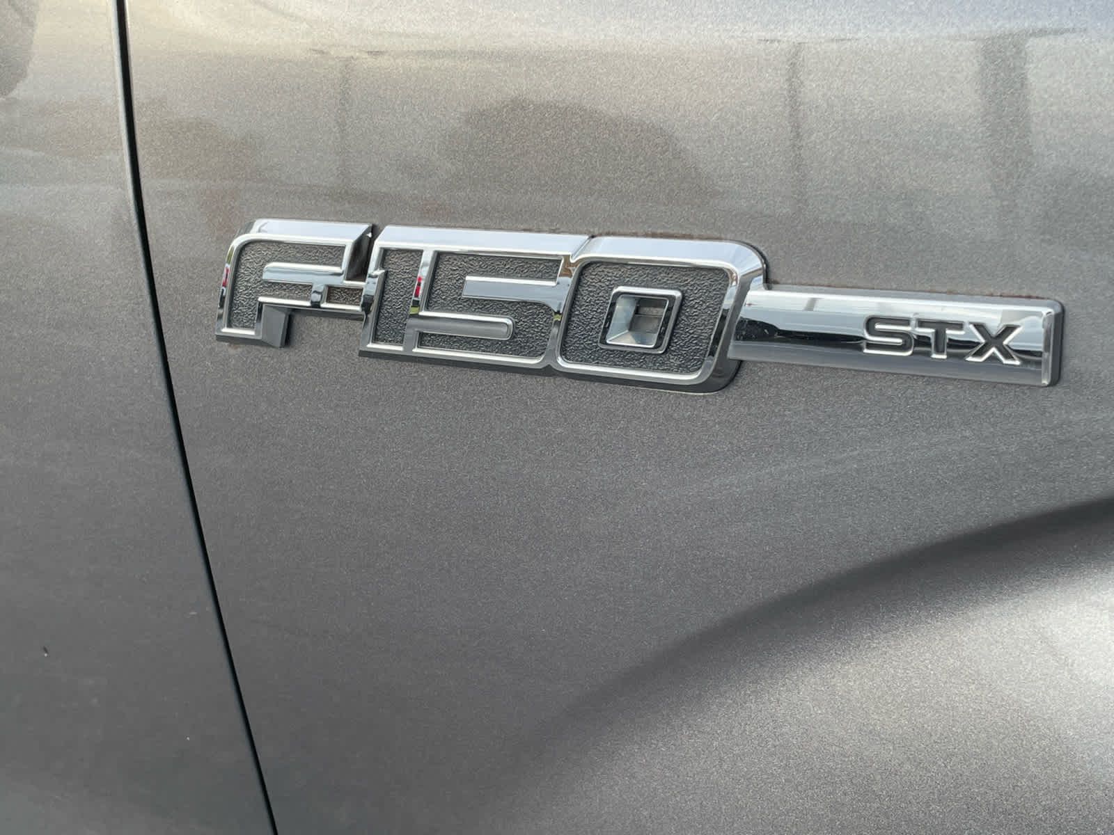 2013 Ford F-150 STX photo 4