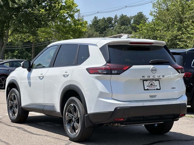 2025 Nissan Rogue SV photo 3