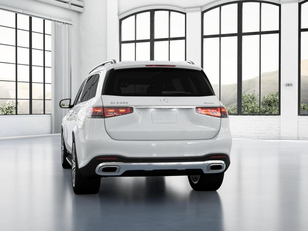 2026 Mercedes Benz GLS 450 4MATIC photo 25