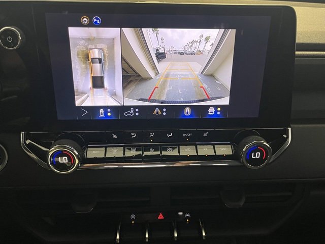 2025 Chevrolet Colorado Trail Boss photo 3