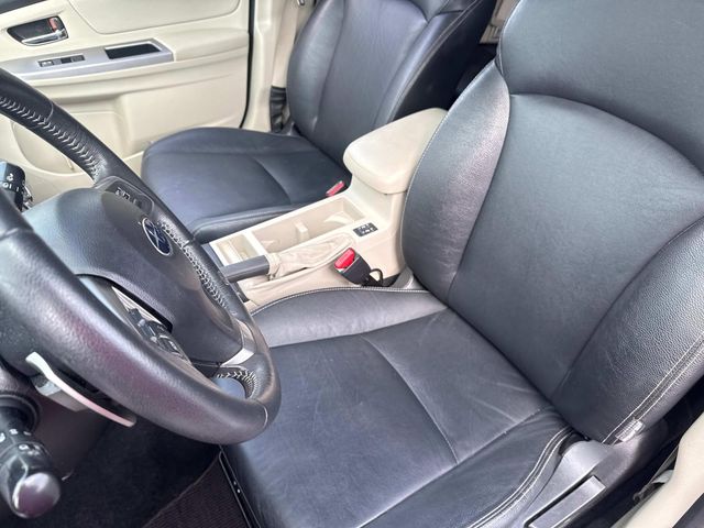 2014 Subaru Crosstrek 2.0i Hybrid Touring photo 19